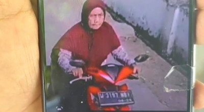 Pemilik Warung di Sidoarjo Kena Gendam, Pelaku Emak-emak Naik Motor Berplat Palsu