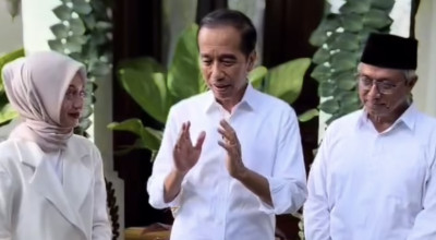 Jokowi Titipkan Kota Kediri ke Mbak Vinanda - Gus Qowim