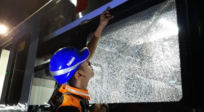 Aksi Vandalisme saat KA Logawa Melintas di Jember, Kaca Kereta Pecah