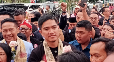 Kaesang Dicurhati Warga Kota Malang: Minta Sertifikat Rumah hingga Pekerjaan