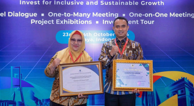 Pemkab Gresik Raih 2 Penghargaan di East Java Investment Forum