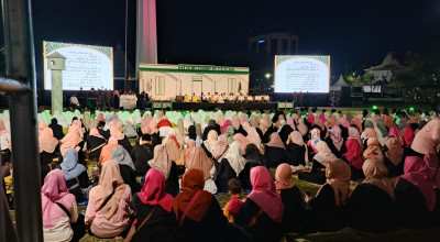 Kemeriahan Puncak Hari Santri Nasional di Surabaya