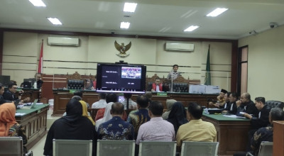 Celetuk Hakim saat Sidang Korupsi BPPD Sidoarjo: Tolong Jangan Dekati Kami