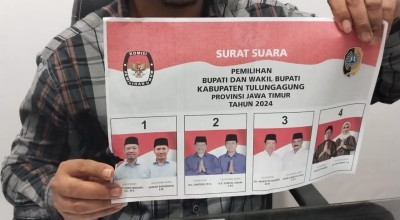 Pekerja Lipat di KPU Tulungagung Terlalu Cepat, Surat Suara Banyak yang Rusak