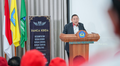 Founder JHL Foundation Jerry Hermawan Lo Beri Beasiswa 90 Mahasiswa Pertanian Unila