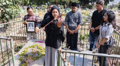 Sarekat Nisan Ziarahi Makam Guru Musik WR Supratman di Tulungagung