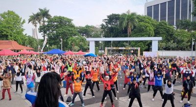 Bawaslu Gresik Gelar Jalan Sehat, Ajak Warga Awasi Pilkada 2024