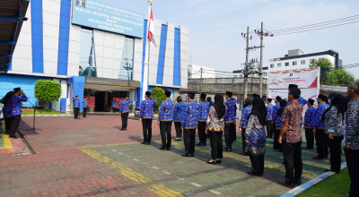 Tanamkan Nilai Kepahlawanan, Insan Pengayoman BHP Surabaya Upacara Bendera