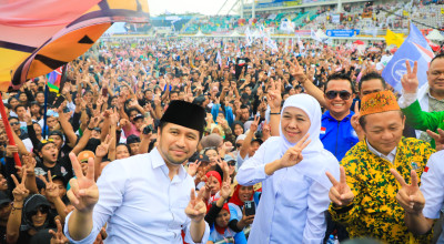 Emil Dardak Ajak Coblos Nomor 2 saat Kampanye Akbar di Jember: Bonusnya Adem