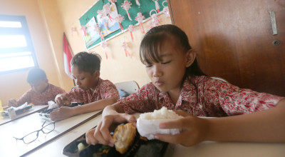 Mendengar Kesiapan Program Makan Bergizi Gratis di Surabaya