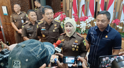 3 Hakim PN Surabaya Diperiksa di Jakarta dalam Kasus Zarof Ricar dan Lisa Rahmat