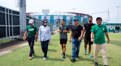 Lita Machfud Arifin Kunjungi Persebaya Future Lab, Ini Pesannya