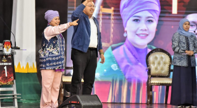 Debat Pilkada Jatim: Luluk Singgung Birokrasi Pemerintahan yang Tidak Efisien