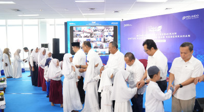 Pelindo Terminal Petikemas Santuni Ribuan Anak Yatim dan Bantu Sarana Ibadah