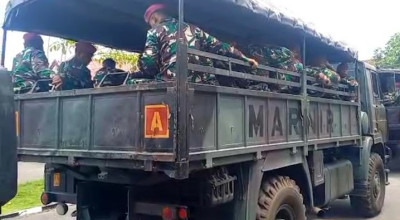 Puluhan Personel Marinir Amankan di Pilkada Sampang