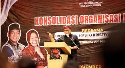 Sekjen PDIP Hasto Bongkar Alasan Megawati Rekom Risma jadi Cagub Jatim 2024