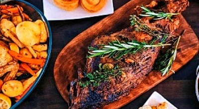 Roasted Beef Marinated Balinese Herbs, Menu Natal Hotel Swiss-Belinn Sidoarjo