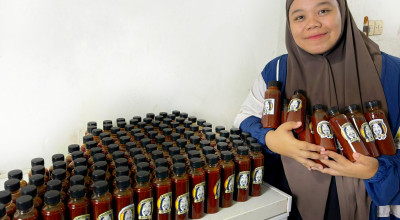 Pembuat Bumbu Bakaran di Pasuruan Raup Cuan Jutaan Rupiah Jelang Tahun Baru