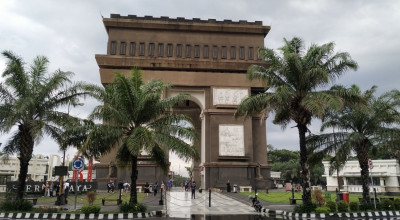 Daftar Kantong Parkir pada Malam Tahun Baru 2025 di SLG Kediri, Segini Tarifnya