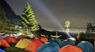 Mas Dhito Pamerkan Eksotisme Lereng Wilis Kediri, Camping dan Menikmati Sego Tiwul