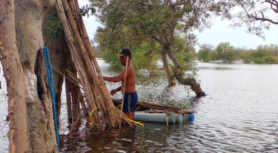 Ratusan Hektare Tambak di Sedati Diterjang Banjir Rob, Tolong Pak Bupati!