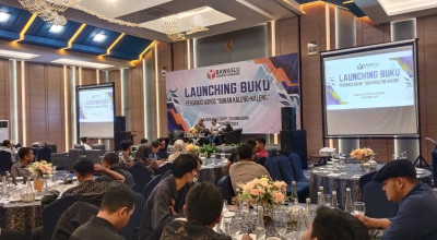 Bawaslu Tulungagug Dokumentasikan Kerja Ad Hoc Pemilu 2024 Lewat Buku