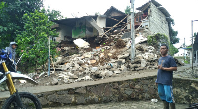 Longsor di Pace Jember Timpa 2 Rumah Warga