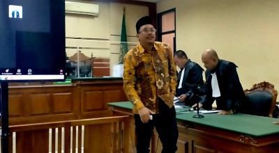 Gus Muhdlor Bacakan Pledoi: Hati saya menangis, Dipisahkan dari Keluarga