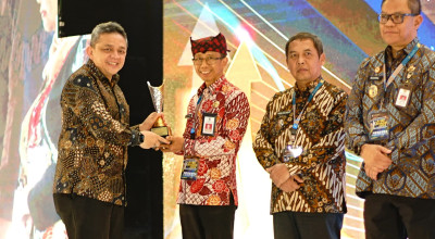 Kemendagri Serahkan Penghargaan APBD Award pada Pemkab Banyuwangi