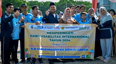 Peringati Hari Disabilitas Internasional 2024, Pemkab Gresik Gelar Jalan Sehat