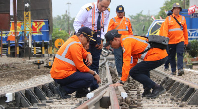KAI Daop 7 Madiun Benahi Prasarana demi Kenyamanan dan Keselamatan Penumpang