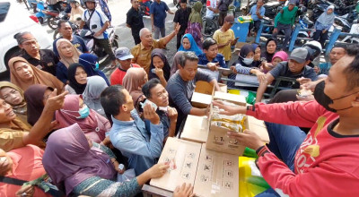 Pemkab Lamongan Gelar Operasi Pasar Murah, Cegah Inflasi saat Nataru