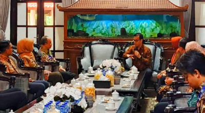 Wamendigi Dorong Pertumbuhan Ekonomi Digital Desa di Sidoarjo