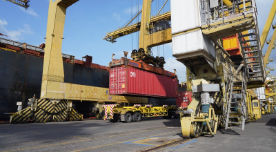 TPS Catat Rekor Baru, Arus Petik Kemas Tembus 1,6 Juta TEUs