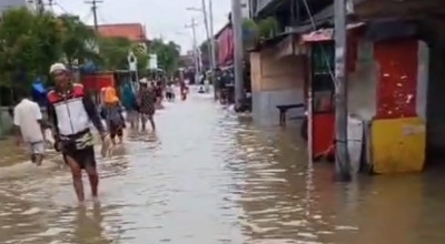 Bangkalan Diguyur Hujan 10 Jam, Sejumlah Kecamatan Terendam Banjir