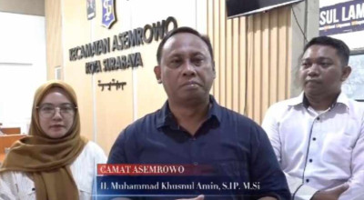 Klarifikasi Camat Asemrowo Surabaya soal Wanita Sembunyi di Kolong Mejanya