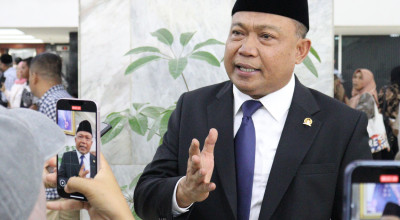 Anggota DPR RI Tolak Potongan 30 Persen, Aplikasi Rugikan Ojol