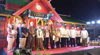 Haul Gus Dur ke-15 di Surabaya, Mahfud MD Ungkap Cara Merawat Indonesia Merdeka