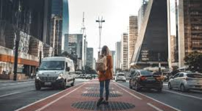 5 Cara Baru Nikmati Liburan: Berpetualang Antimainstream