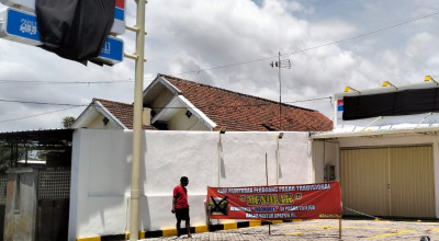 Pedagang Lojejer Jember Tolak Berdirinya Indomaret Dekat Pasar