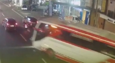 Fakta-fakta Kecelakaan Bus Pariwisata Tabrak 6 Mobil dan 10 Motor di Kota Batu