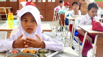 Kick Off Program Makan Bergizi Gratis di Sidoarjo Sentuh 3000 Siswa