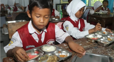 UMKM di Bangkalan Menggeliat Berkat Makan Bergizi Gratis