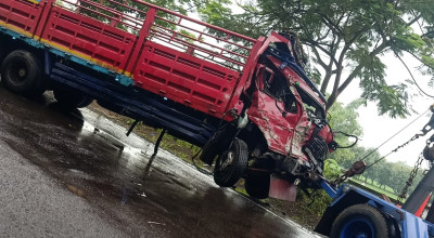 Sopir Truk asal Kebumen Tewas di Bojonegoro usai Tabrak Tronton