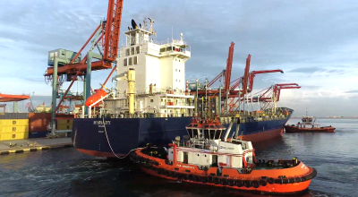 Layanan Pertama IPC Terminal Petikemas 2025