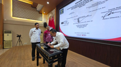 Kanwil Kemenkum Jatim Canangkan Pembangunan Zona Integritas 2025
