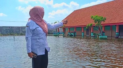 SDN 1 Banjarsari Sidoarjo juga Dilanda Banjir, Pembelajaran Terpaksa Daring