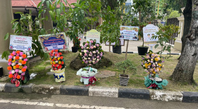 Ucapan Selamat Pelantikan Bupati - Wabup Lamongan berupa Aneka Tanaman