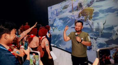 Bupati Yani Ajak Siswa Kunjungi Gedung Gresik Universal Sains