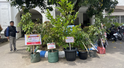 Bupati - Wabup Ponorogo Terpilih Dapat Ucapan Selamat Berupa Bibit Pohon